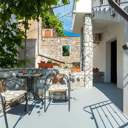 Apartment Placido Krk Крк Екстер'єр фото